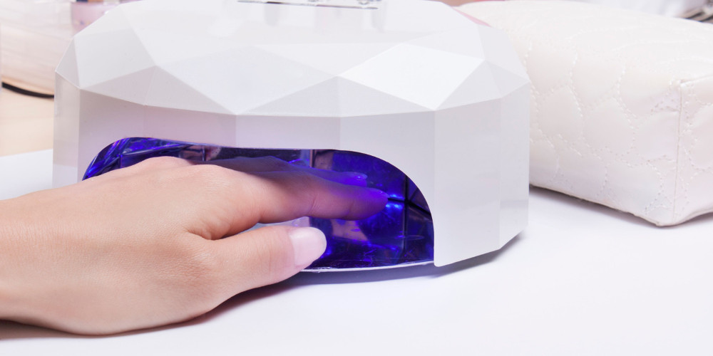 Лампа для ногтей