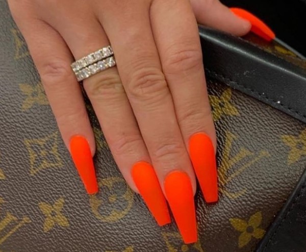 База TNL (тнл) Neon Dream 004, манговый чизкейк, 10 мл