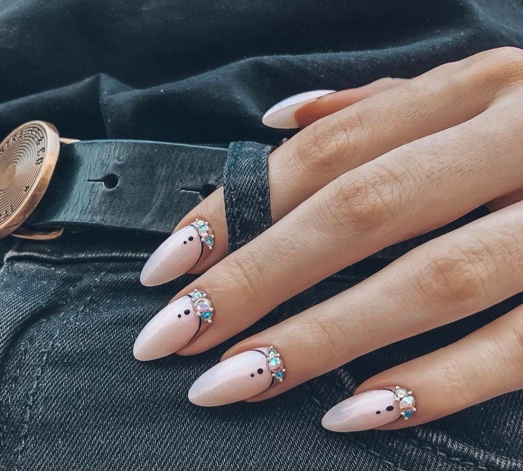 Интересный вариант для молодых девушек Интересный вариант для молодых девушек