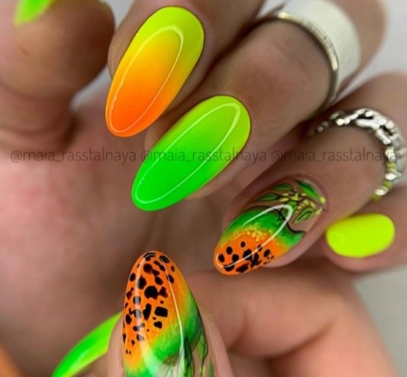 Гель-лак Elpaza (Эльпаза) Glow in the Dark (светящийся в темноте) 002, 10 мл.